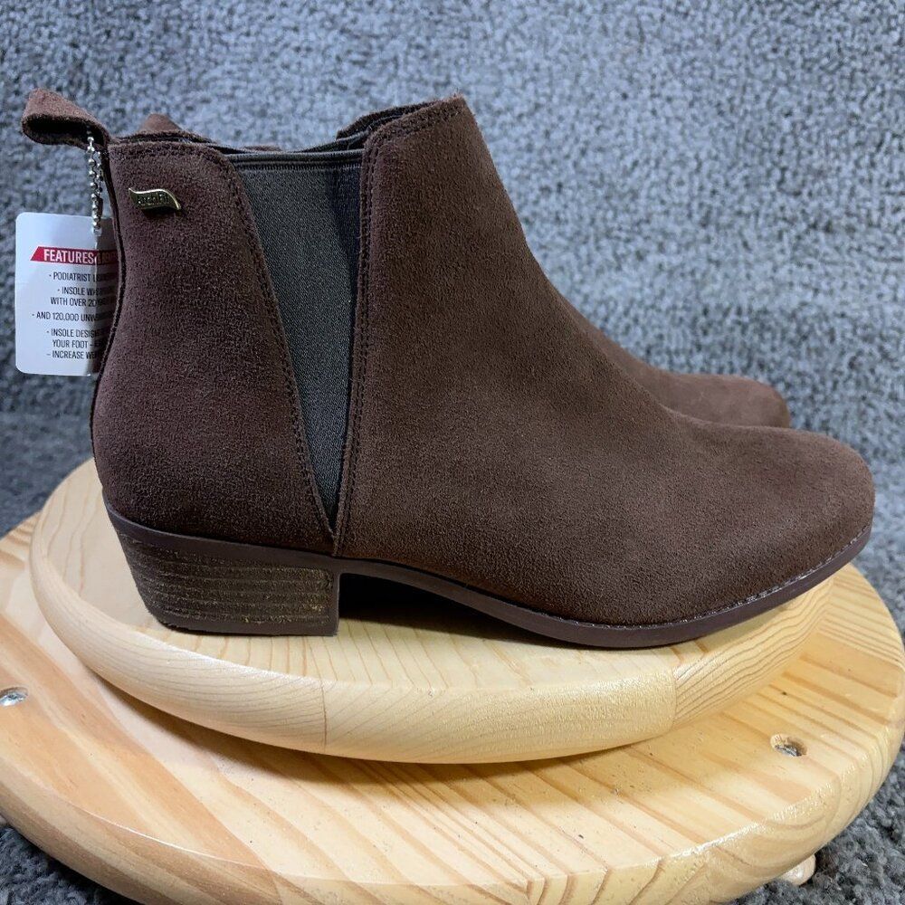 Skechers Arch Fit Lasso Chelsea Boots Womens Sz 11 Suede Orthopedic Ankle Bootie